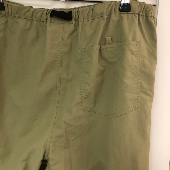 TravelSmith Nylon Hiking Pants Lot of 2 Womens M Gray Khaki Camp Hike Travel - Picture 9 of 14